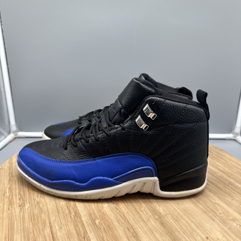 Nike Air Jordan 12 Retro Women's Size 10 Men's Size 8.5 Hyper Royal White